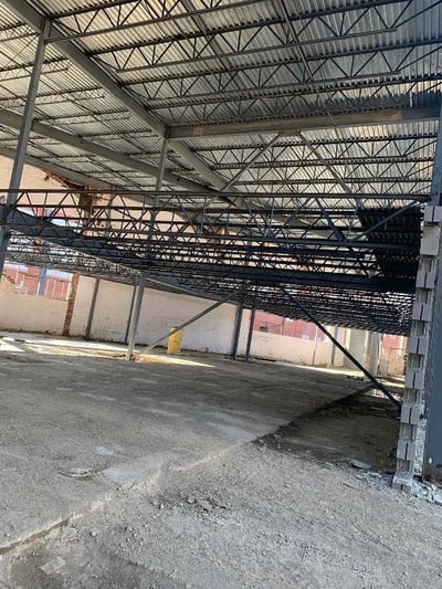 BUILDING 200- LOOKING SOUTH, ROOF DECKING