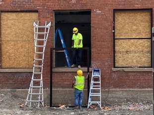 Installation of window frames
