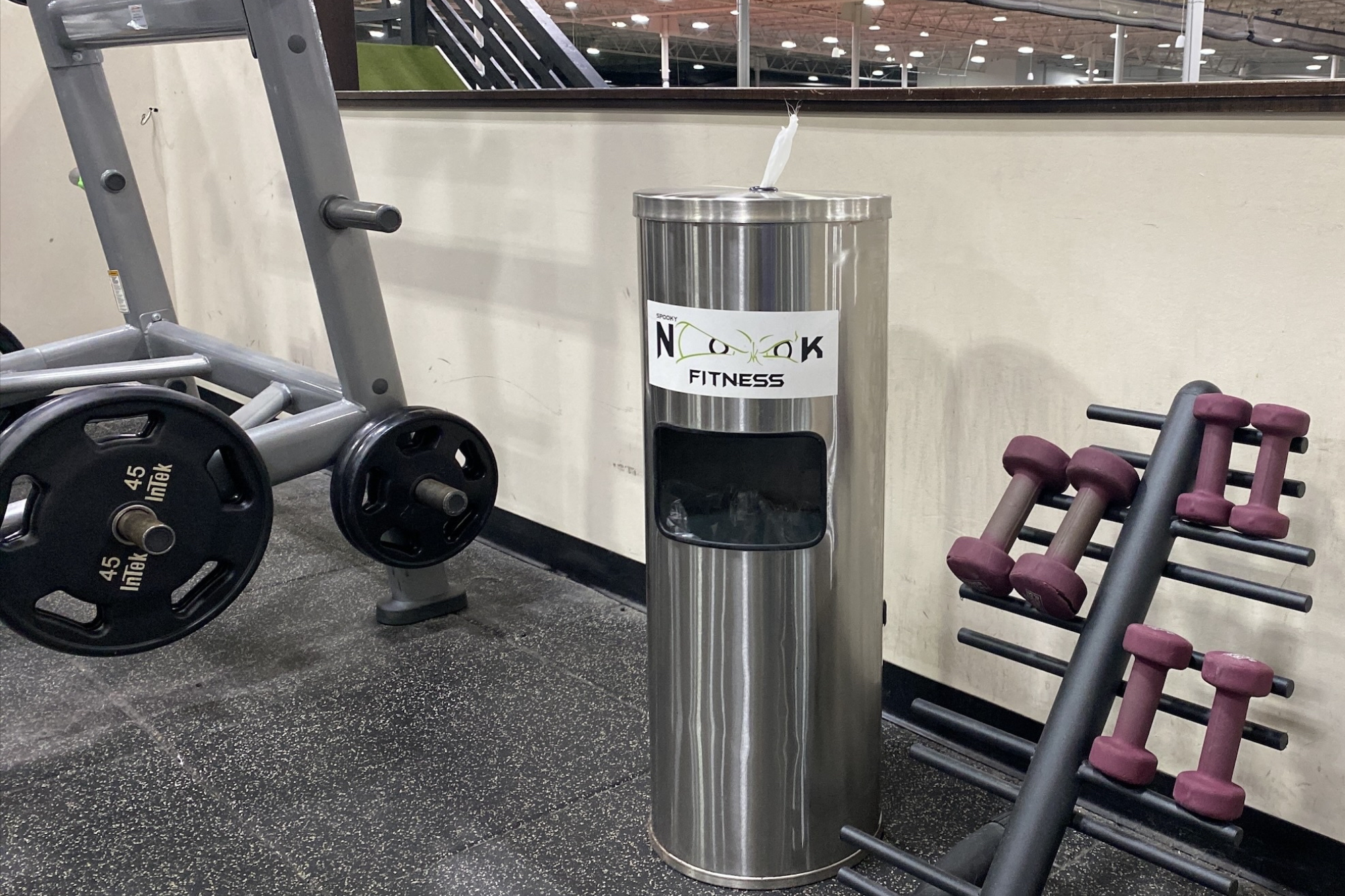 WYW Gym Guideline Images - wipe (2000 x 1333 px)