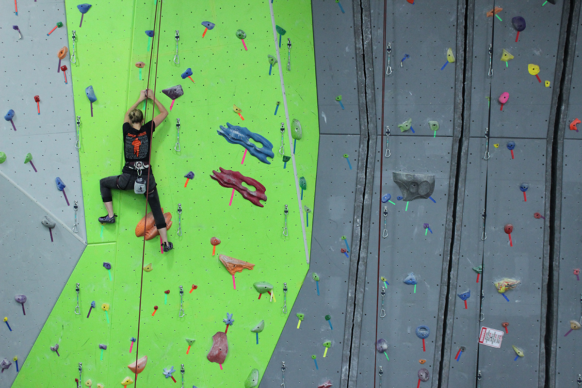 Climbing wall