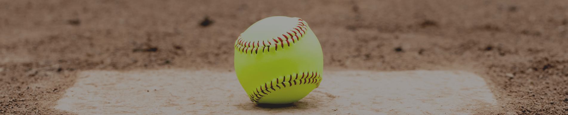 https://2956241.fs1.hubspotusercontent-na1.net/hubfs/2956241/Hero%20Images%20-%20Admissions%20-%20Softball.png background-image