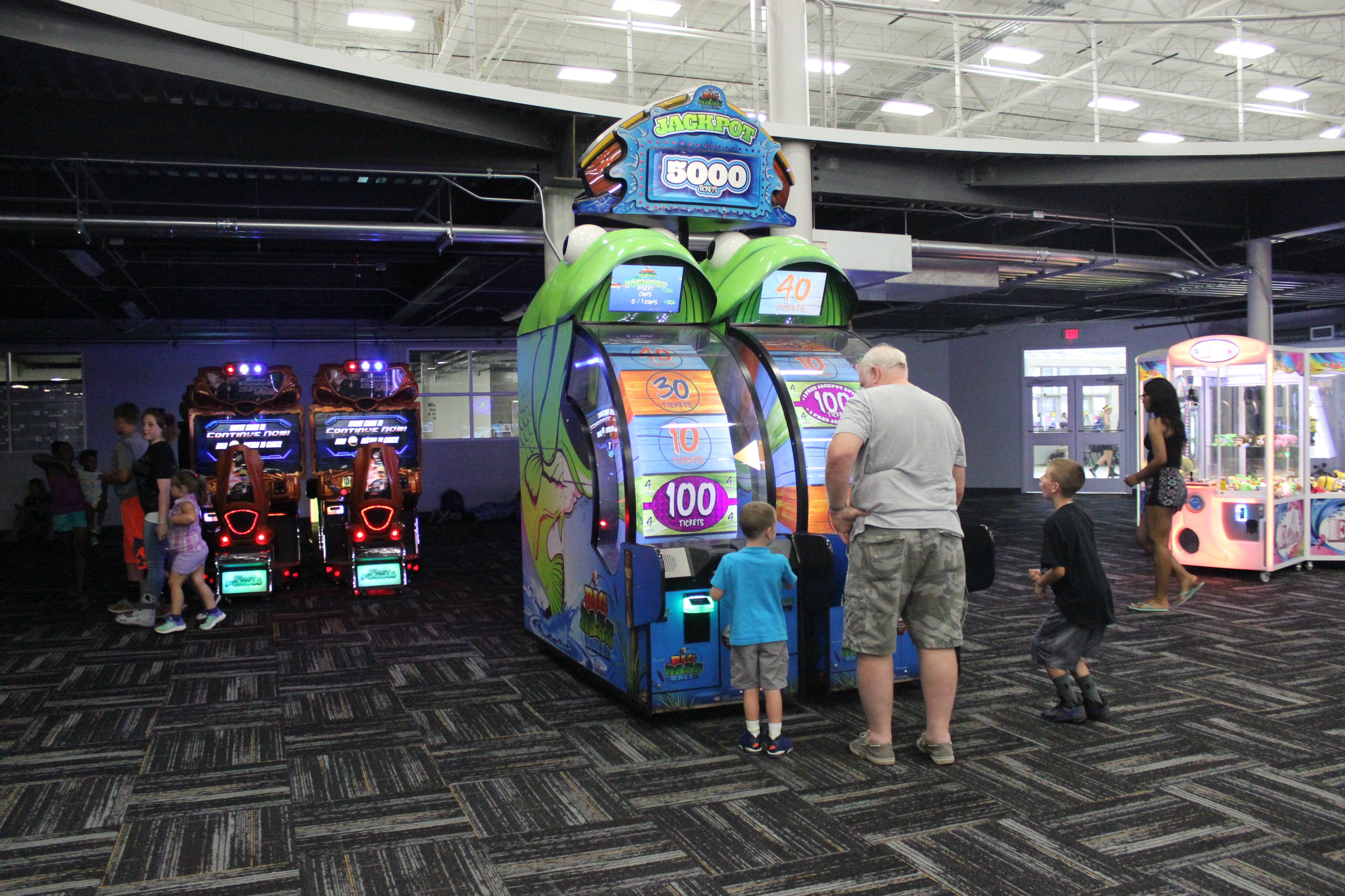 Rucker's Arcade Arcade At Spooky Nook - Family Fun Center - Over Sixty Games